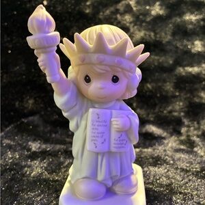 Precious Moments Vintage 1993 “America You're Beautiful" Day of Prayer #528862